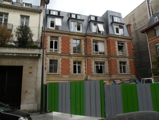  immeuble en cours de rénovation, rue de la Faisanderie